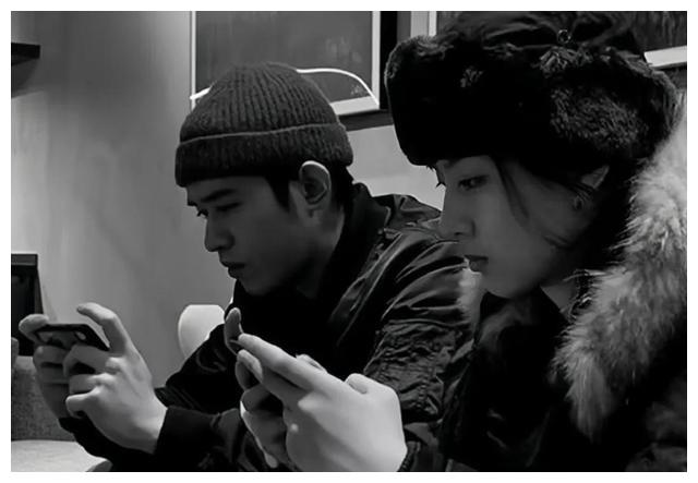 徐锦江|演员徐锦江:我为艺术献身23次,军人妻子和儿女的理解让我泪目