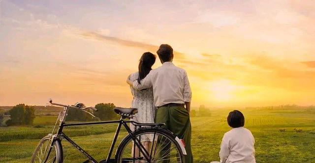 长津湖|《长津湖》即便是票房冠军，但它远不如《李焕英》赚钱