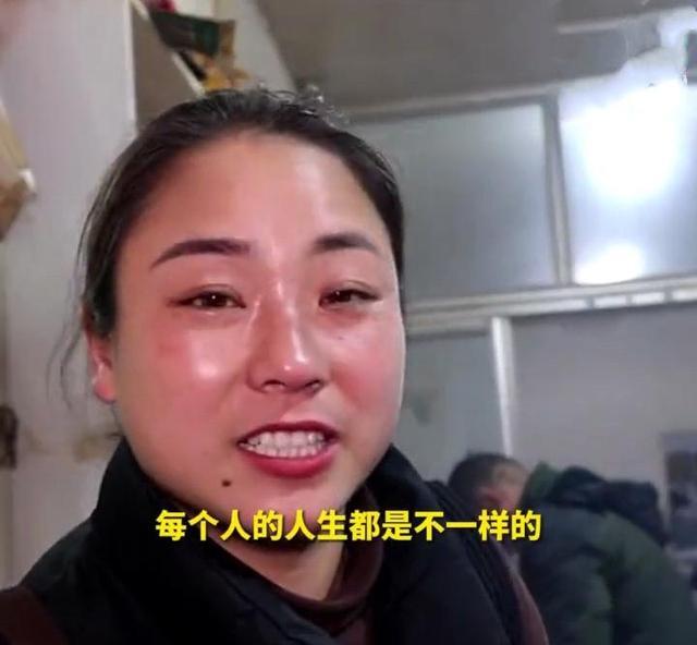 安徽:33岁女子为了赚钱给弟弟买房不结婚,网友:扶弟魔谁敢娶?