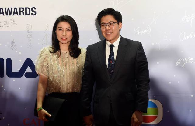 郭晶晶|“清醒贵妇”郭晶晶：打破豪门阔太形象，被霍家宠成宝。