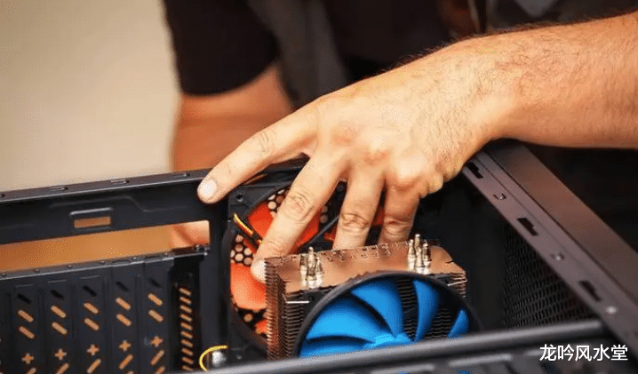 |龙吟师傅从八字告诉你，适合去做什么类型的职业