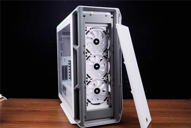 海盗船|12代酷睿装机分享,看美商海盗船iCUE 5000T 怎么“一网打尽”