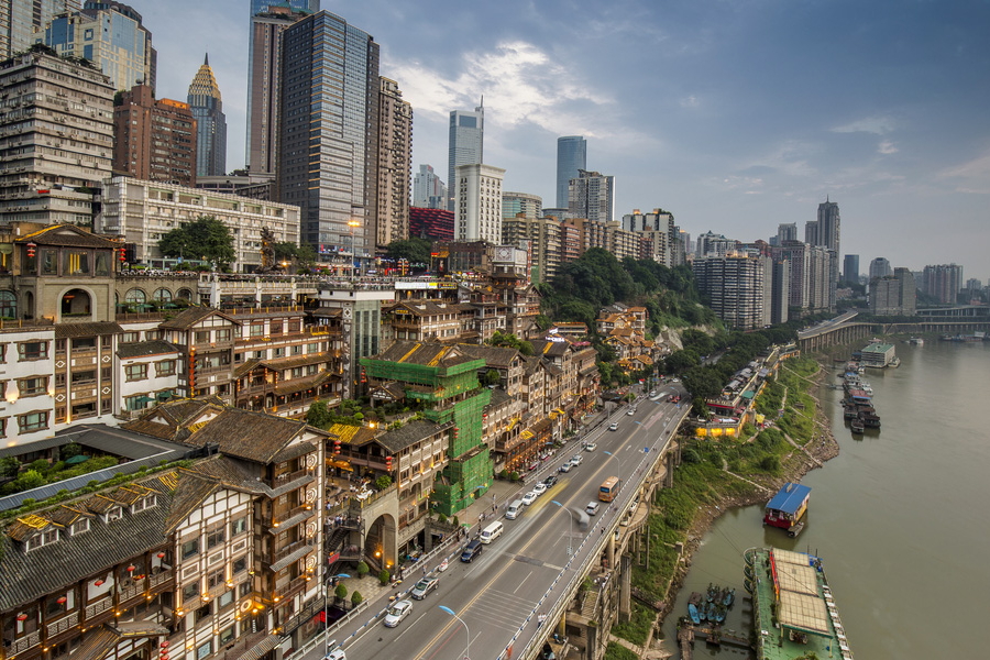 三亚|女性游客心目中的热门城市，人口庞大，风景无与伦比