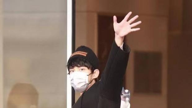 金鸡奖|众星齐聚金鸡奖：吴磊卷发吸睛、姚晨母女同框、杜江身旁无霍思燕