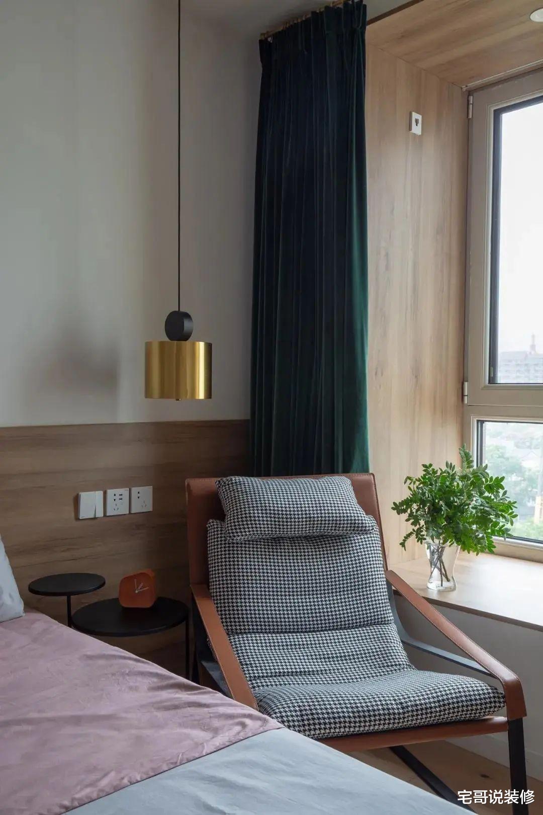 一家3口挤46㎡小家,设计师巧妙从各处“偷”空间,1居变2居,真牛