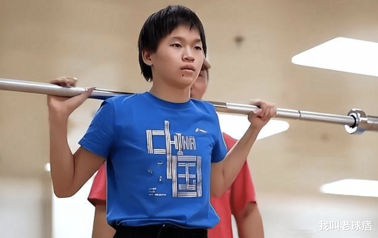 全红婵|全红婵迎来艰难期！15岁发育太快，为职业生涯被迫控制体重
