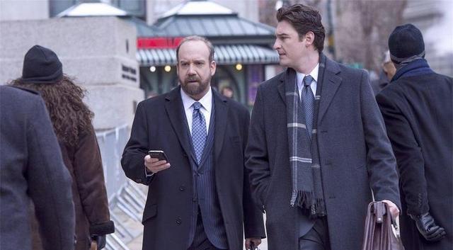 hr|你捡了10万块,失主却说少3万,怎么办?面试者的回答相当精彩