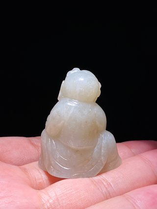 和田玉籽料|清中期 和田玉籽料 白玉 童子击鼓 把件 摆件