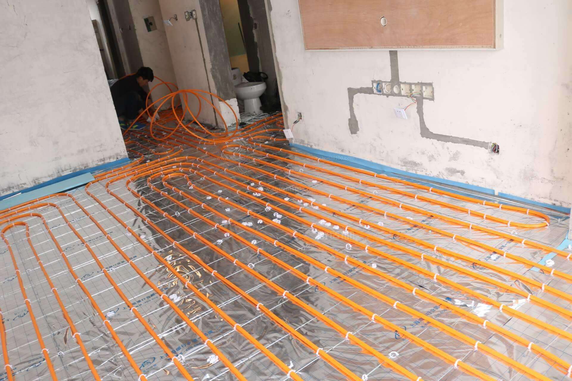 都说地暖舒服,可为什么越来越多人装暖气片?原因竟是这5个方面