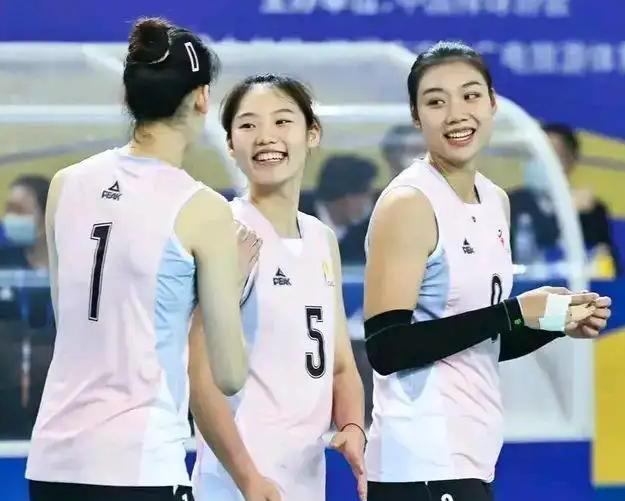 青岛男篮|李盈莹领衔出战！中国女排世联赛刮起青春风暴，6大00后齐上阵
