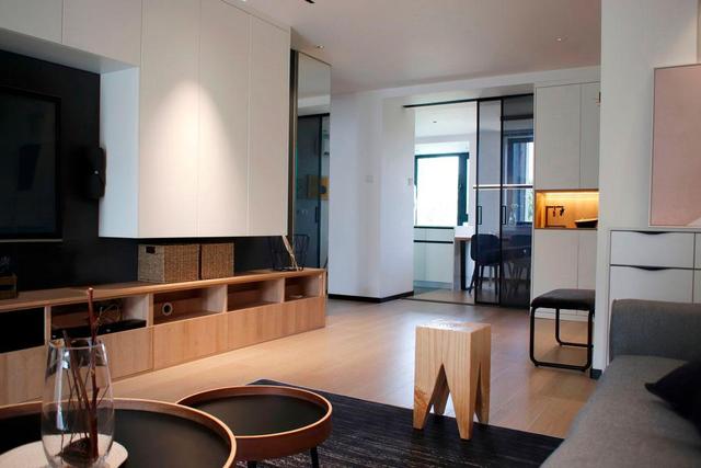 为家居做减法，给人生做加法，感受平衡自然的生活本质