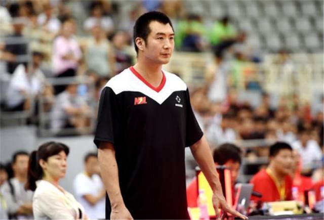 薛玉洋|当年NBA小牛队选中河南籍球员薛玉洋，中国篮协为什么不放人还禁止他出国？