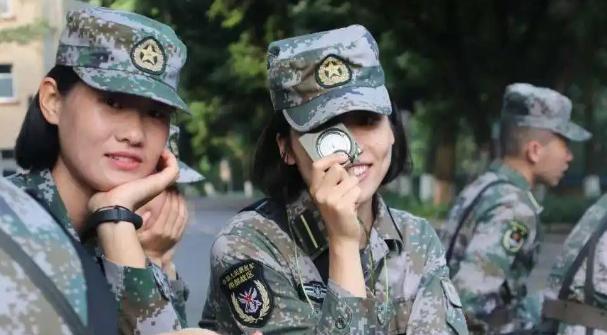 适合中等生报考的军校，录取分数不高，毕业基本不用为就业发愁