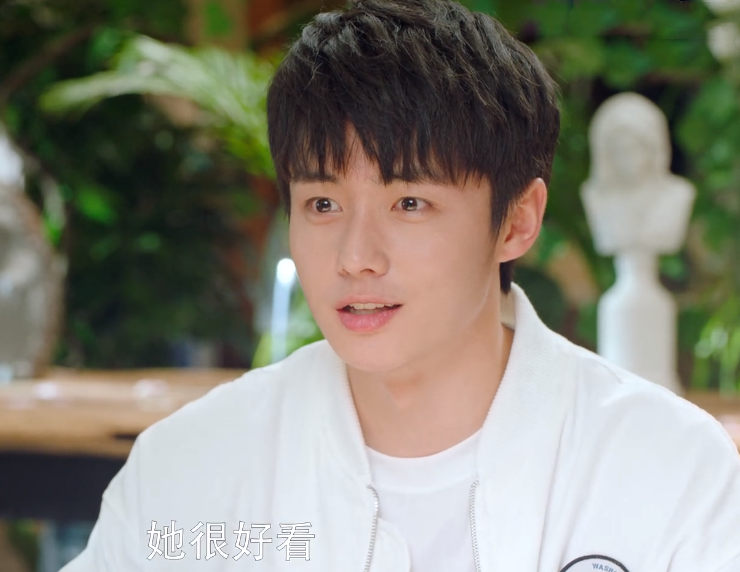 我的卡路里男孩|翟子路《我的卡路里男孩》开播，拿下榜单第一，男女主演技惊艳