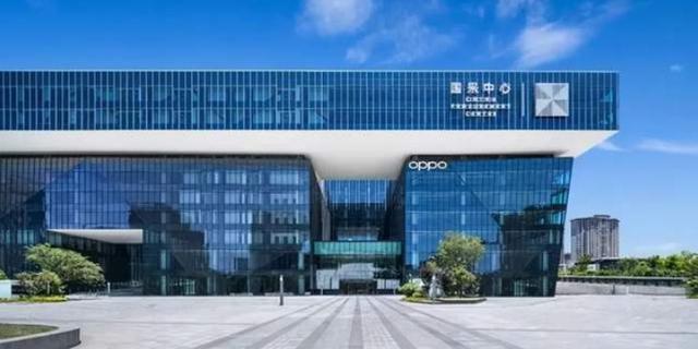 小米科技|小米、腾讯、OPPO等科创公司相继落户，光谷中心城成为万亿产业集群驱动中心