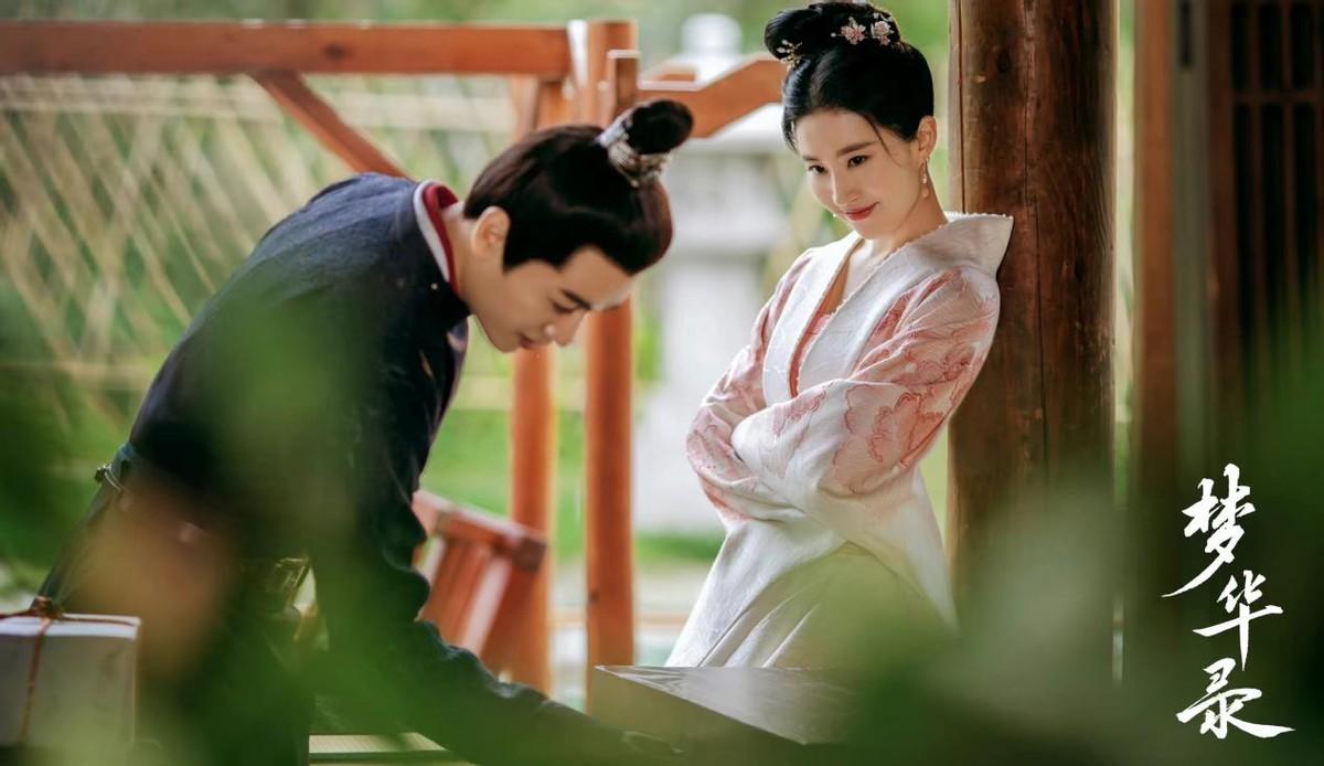 腾讯|腾讯的压轴暑假剧要来了?别又重复《余生》的路了