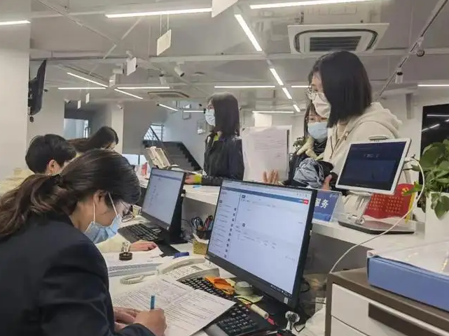 上海市|上海企业招聘本市应届生，每人补贴2000元，学生不用担心难就业了