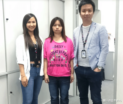 童瑶|没有素质随地小便,屡教不改打人被告?这丑出天际的“亚视一姐”也能火?