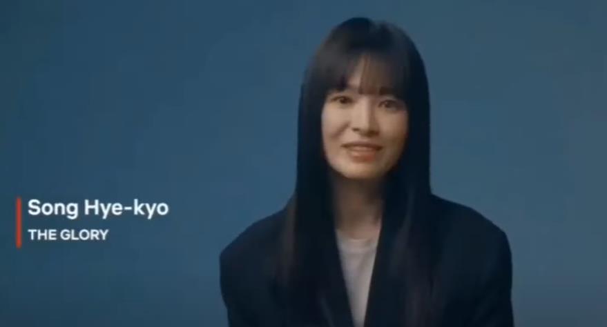 宋慧乔|女神颜值也崩了！41岁宋慧乔脸肿还僵硬，嘴歪明显像变了个人