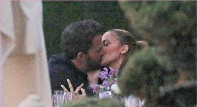 本·阿弗莱克|18年前取消婚礼的大本和洛佩斯又要订婚？知情人：早晚的事儿