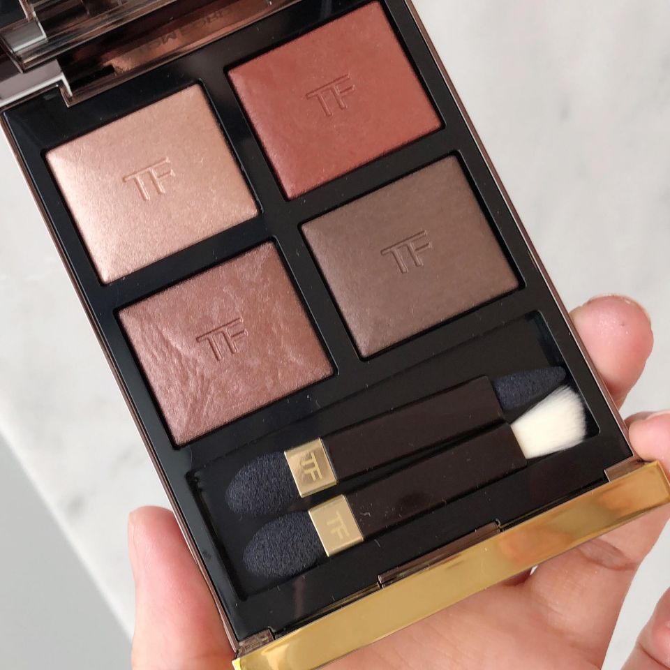 唇膏 5月必看美妆新品特搜：芭比布朗和TF的夏季眼影谁更讨欢心？