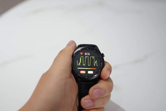 腾讯|dido E10S PRO血压心电智能手表：全面监测身体健康指标