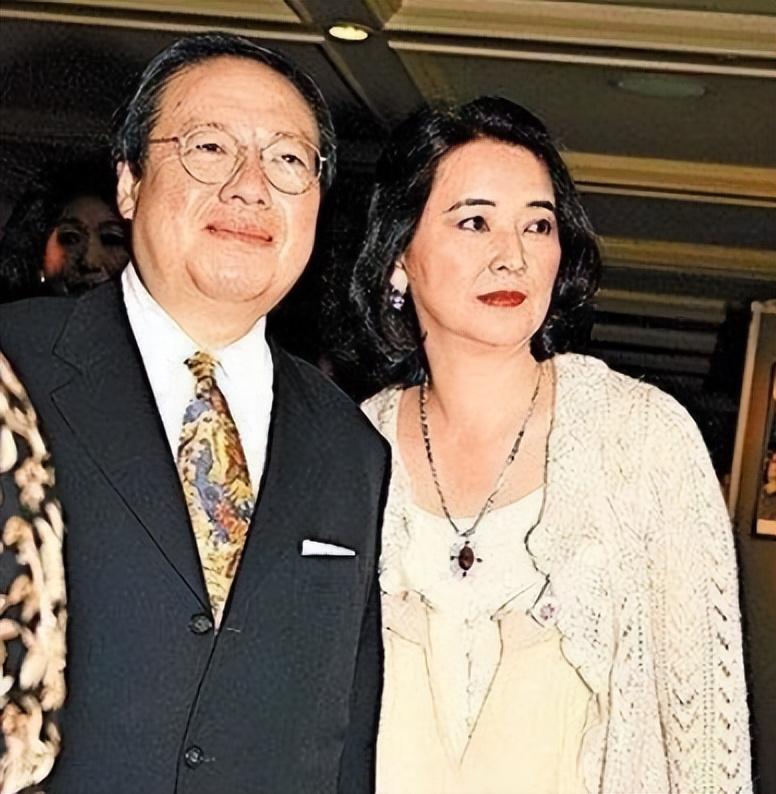 胡慧中|胡慧中：林青霞的接班人，挚爱的两个男人，一个惨死一个锒铛入狱