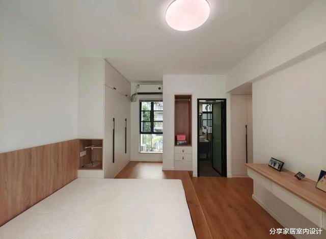 108平日式风格,全屋极简又实用,阳台设计多功能地台,太机智了