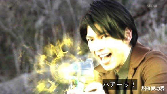 火山|欧鲁特加化身新帝蒙斯,live被打到解除变身,火山龙开始吃瘪!