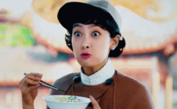 赵丽颖|摇头晃脑、五官乱飞，明明就不会演戏，就别硬尬“演技派”了