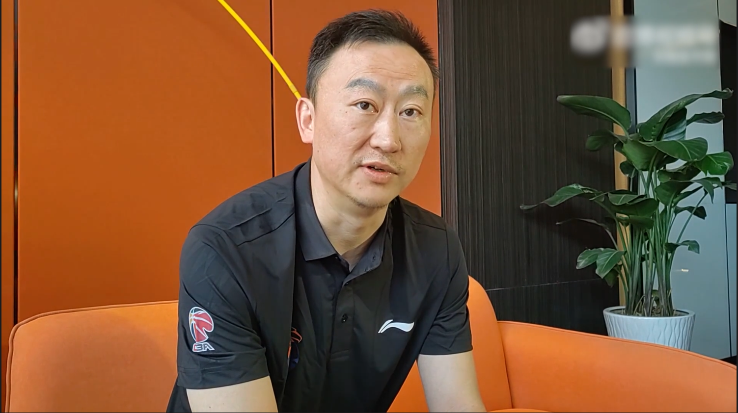 浙江男篮|浙江男篮再回应刘维伟离职，刘导罕见发声回应，一番话高下立判