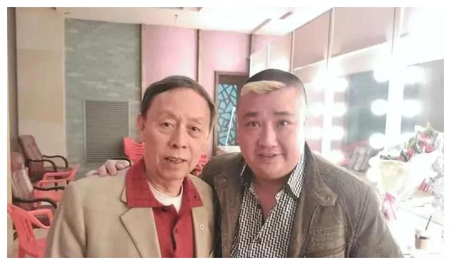 陈坚雄|悲痛！51岁陈坚雄猝死原因曝光：通宵直播，终日操劳过度造成心梗