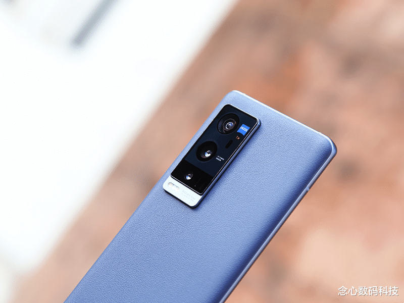 iPhone|目前非常值得买的三款手机,堪称三大系统的代表作,你更喜欢哪款