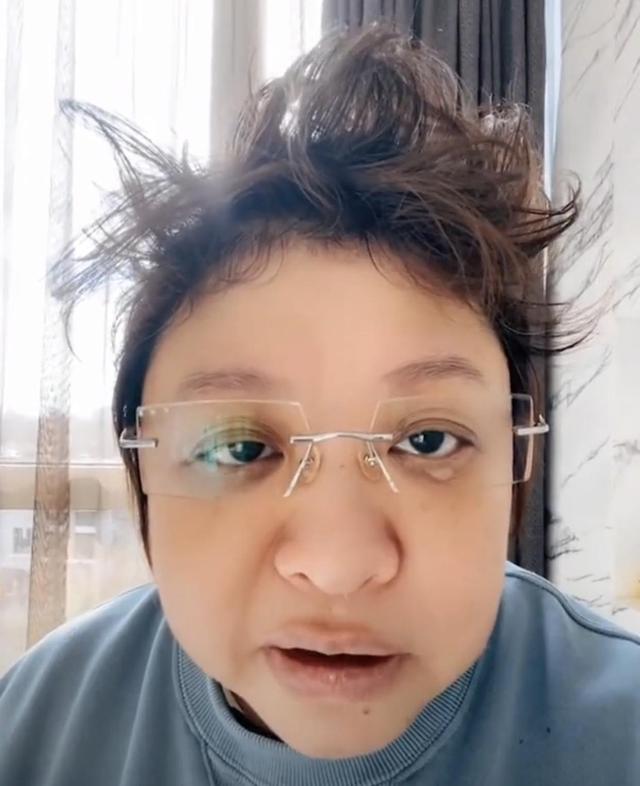 韩红|感染新冠，嗓音沙哑尖下巴，头发像鸡窝，韩红，你要好好的！