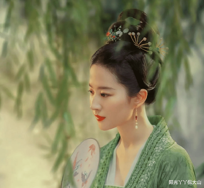 赵盼儿|梦华录：果断拒绝暧昧的赵盼儿，才真正砸中了顾千帆的心！