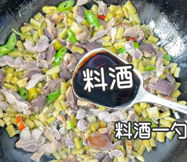 冬季，湖北人最爱吃这菜，好吃不贵，酸辣开胃，天天吃不会腻