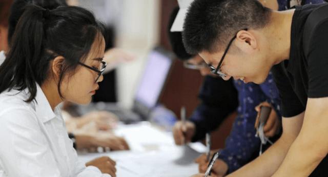 招聘|你了解招聘的“歧视链”吗？这三类人直接被筛掉，学历是第一位