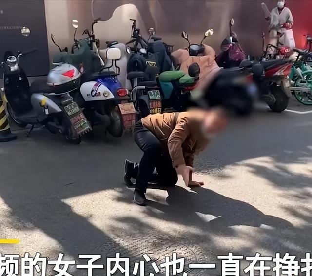 南京老人摔倒后无人敢扶纪实:老人指向一名女子,下一幕感人泪目