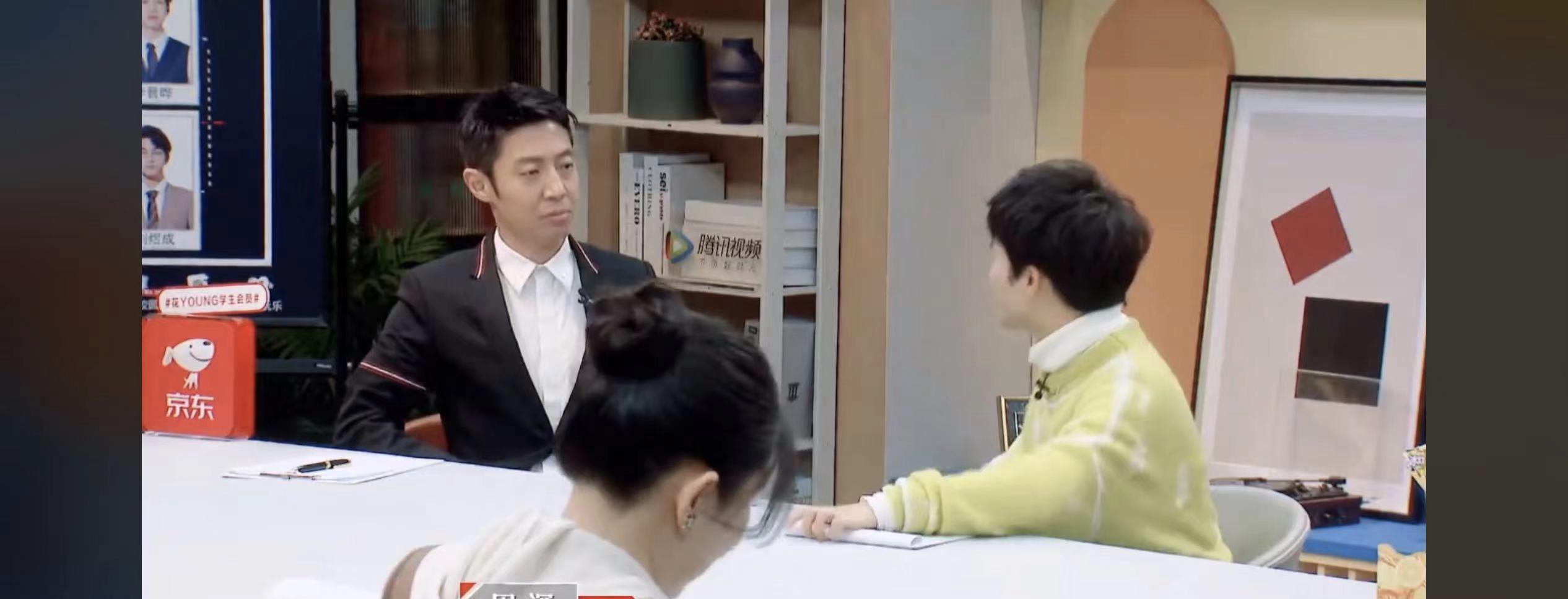 周深|得罪撒贝宁,怒怼贾乃亮?周深被骂“不男不女”的幕后真相