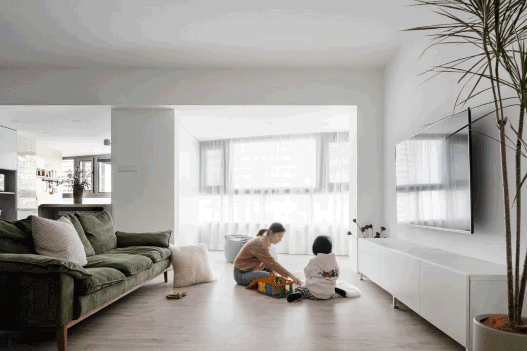 她家176㎡,全屋不做造型,只刷乳胶漆,效果反而高级又大气,晒晒