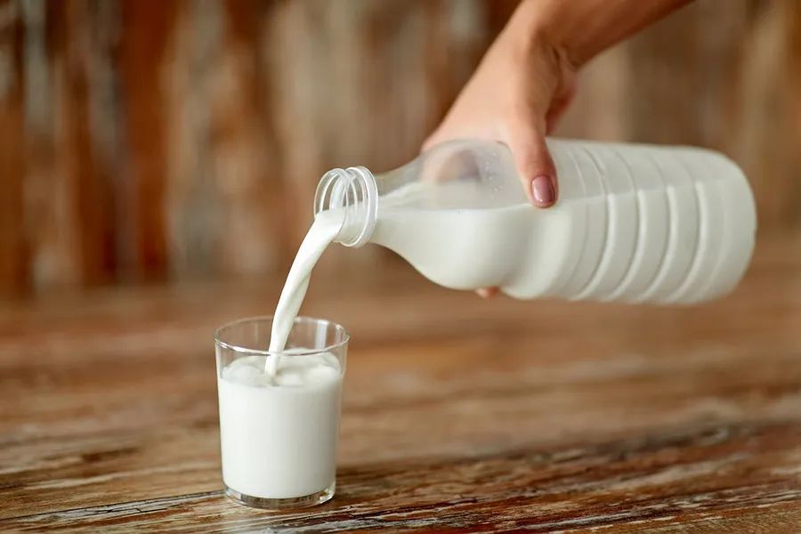 社区卫生服务中心|北大学者发现，经常喝牛奶，增加中国人肝癌和乳腺癌风险