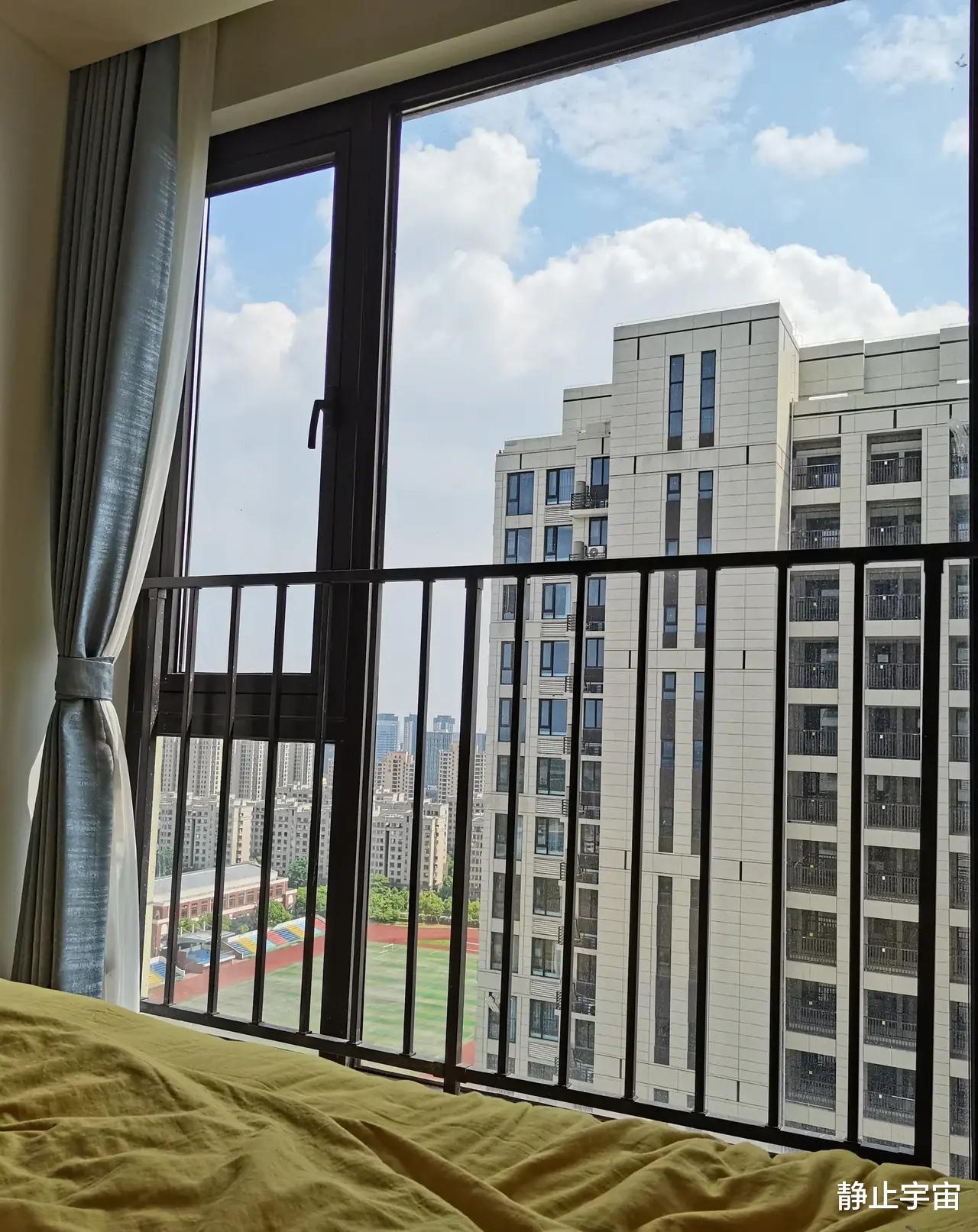 工地|工地一个月一万多和办公室一个月四五千，你会怎么选？