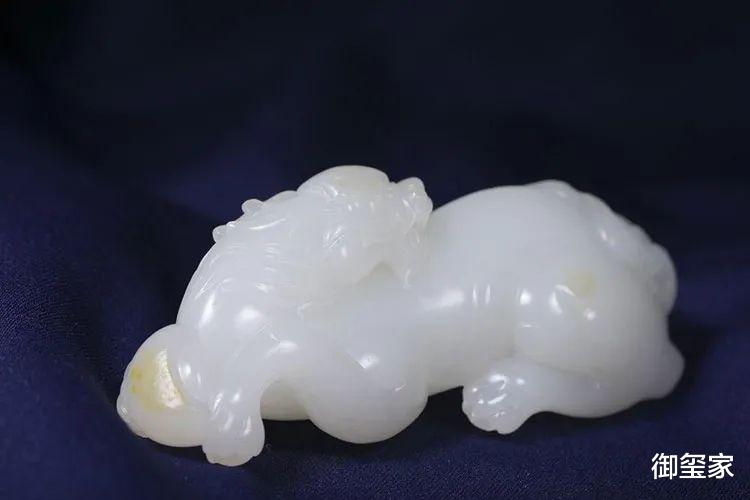 和田玉籽料|和田玉籽料的皮、肉、工、白度之间到底有什么联系？