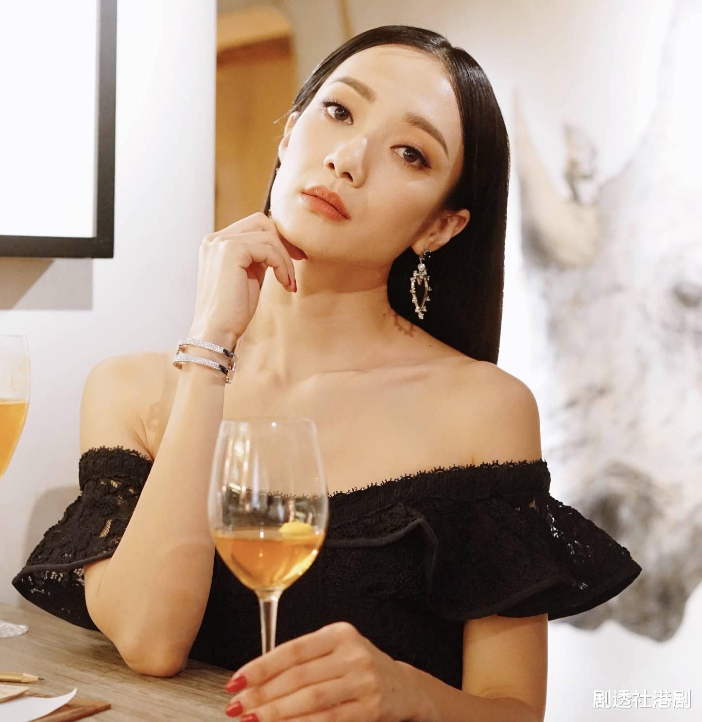 穿衣搭配|TVB知名离巢女星北上发展！被曝签约内地公司，网友喊话参加浪姐3