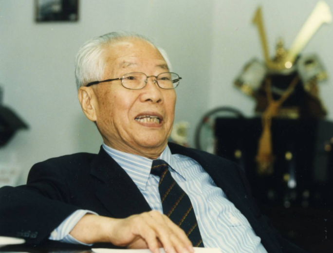 春晚|一路走好！100岁富豪蒋震去世，三女儿是知名歌手，曾登春晚献唱