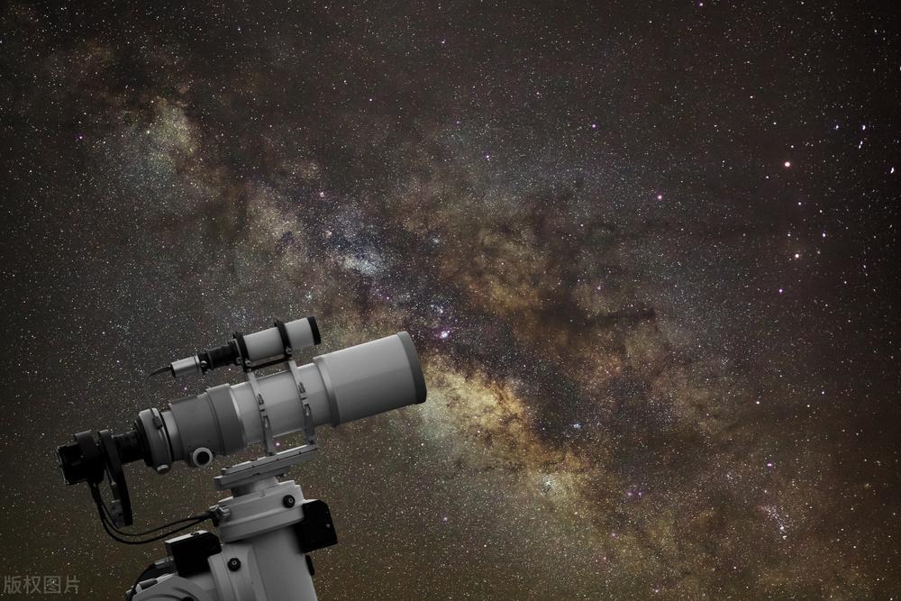 宇宙是虚拟的?科学家:在光速限制下,人类无法看到宇宙的全貌