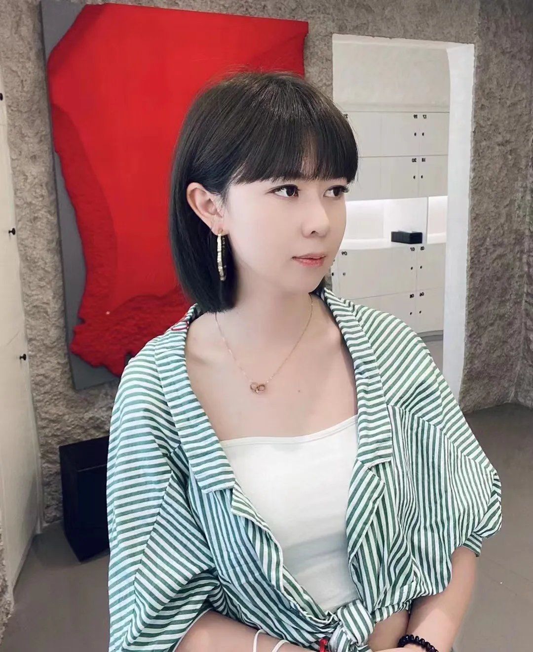 发型 今秋发型别乱剪，好发型就选这20款，不论长短都很美
