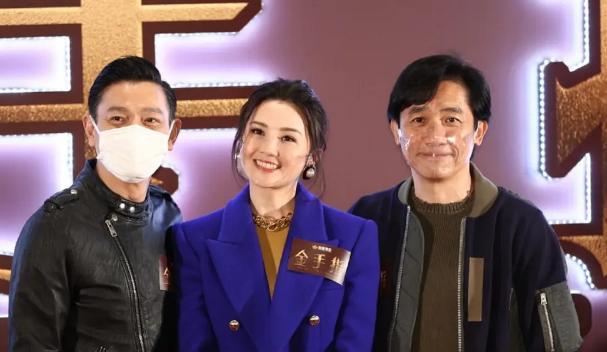 Twins|Twins组合现状,阿Sa被影帝环绕,阿娇只能演烂片