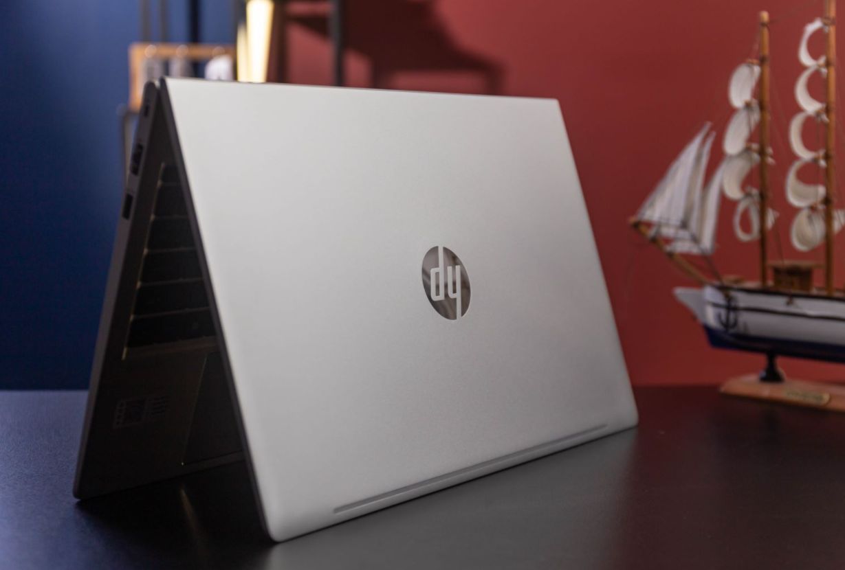 笔记本|居家办公想换电脑了，专业的办公本有何区别？