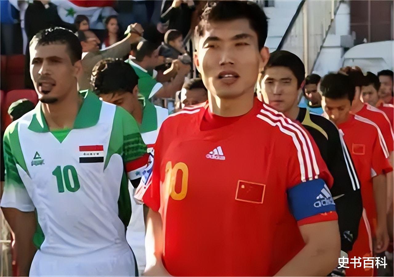 郑智|郑智小7岁娇妻:大学就有8辆宝马车,丈夫年薪千万却不值一提